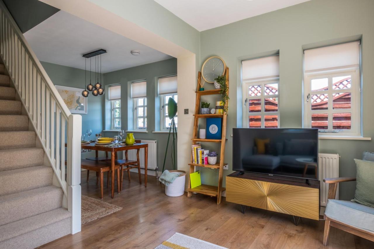 Apartment On The