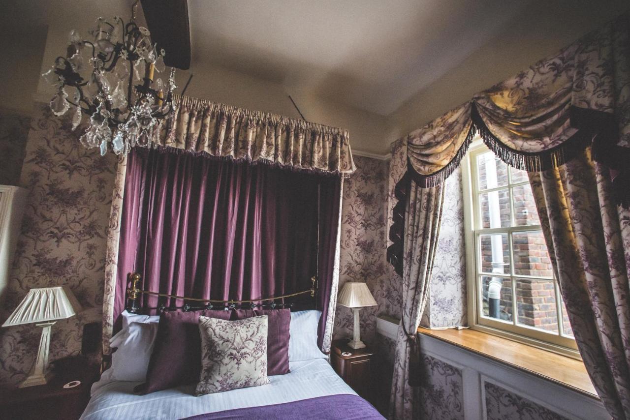 Jeakes House Bed & Breakfast