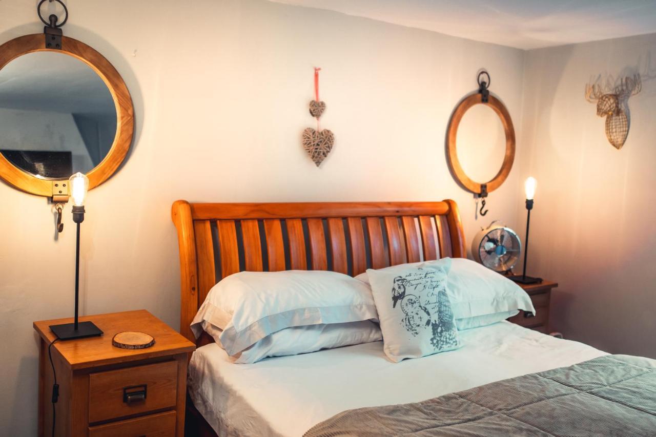 Holiday home *new* Noel “a Romantic Quirky Little Gem” Rye