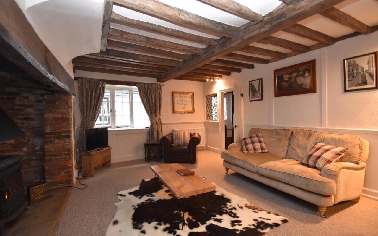 Oak House *