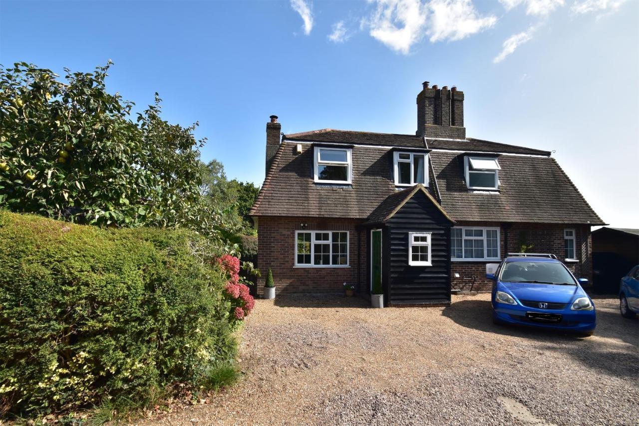 Holiday home Maytham