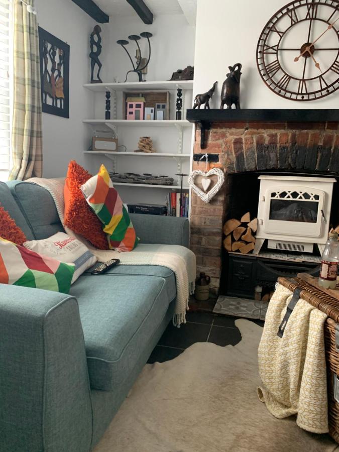 *new* Noel “a Romantic Quirky Little Gem” Holiday home Rye