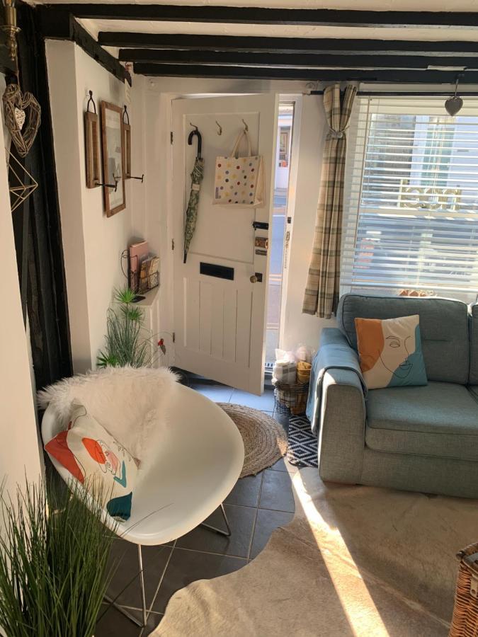 *new* Noel “a Romantic Quirky Little Gem” Holiday home Rye