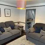 Lily Cottage