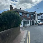 Historic Grade 2 Listed Cottage With Parking