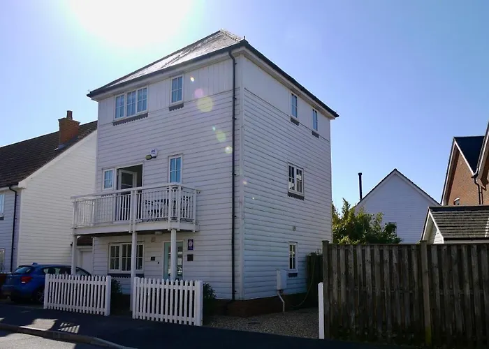 The Salty Dog Holiday Cottage, Camber Sands
