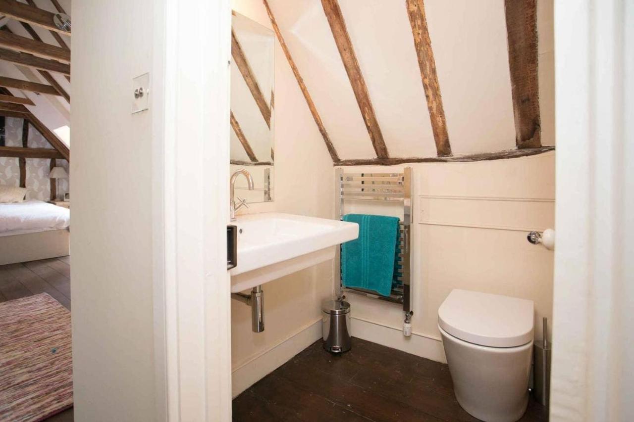 Medieval Town House - Walled Garden Sleeps 8 Holiday home Rye