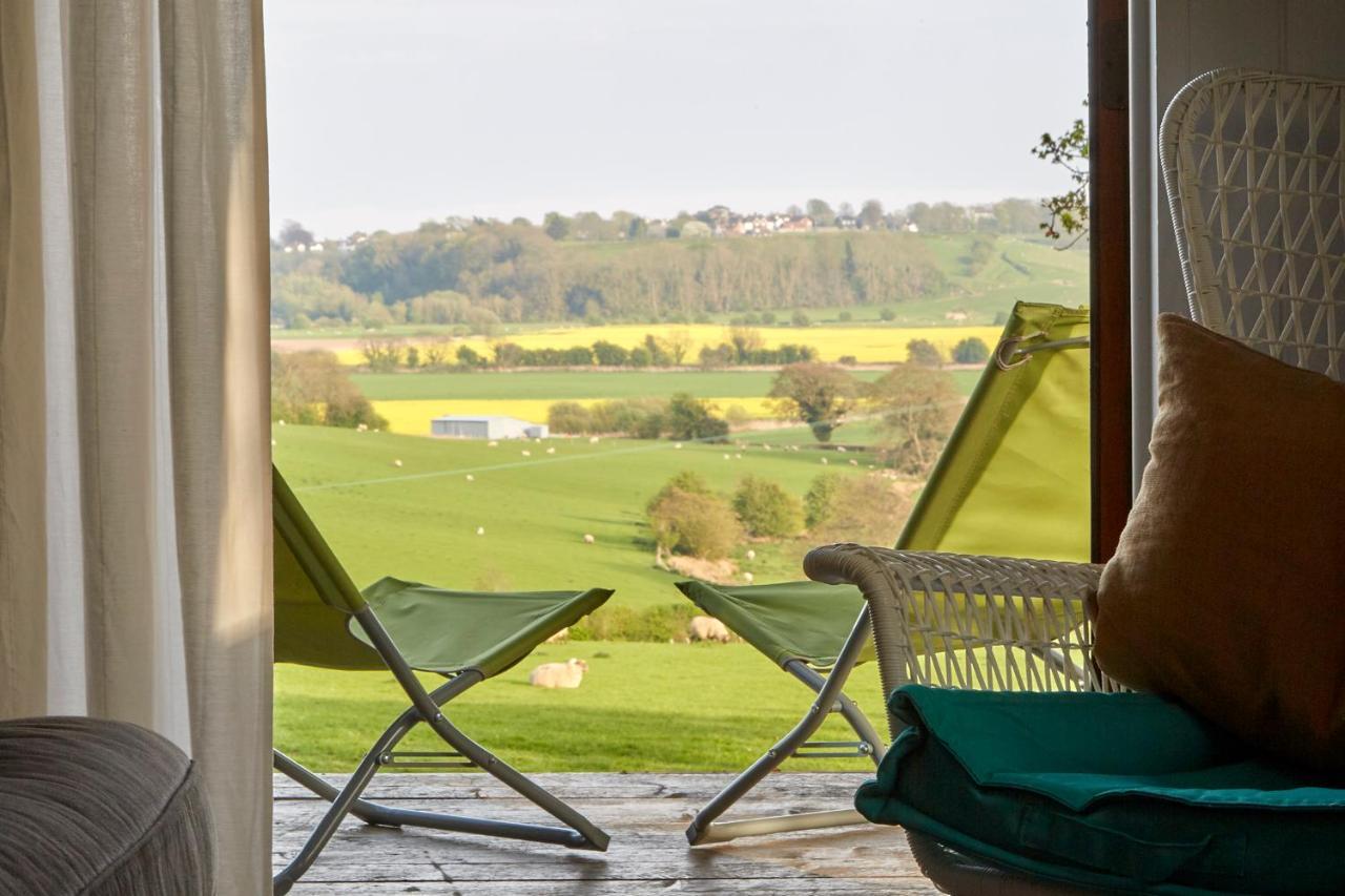 Extraordinary Huts Ltd