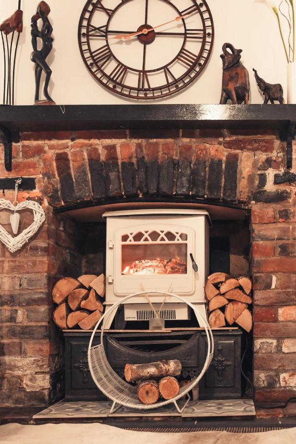 Holiday home *new* Noel “a Romantic Quirky Little Gem” *