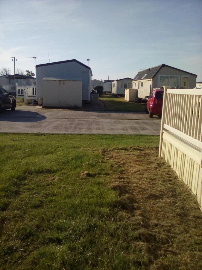Stunning 3-bed Caravan In Camber Kitesurf Family Rye