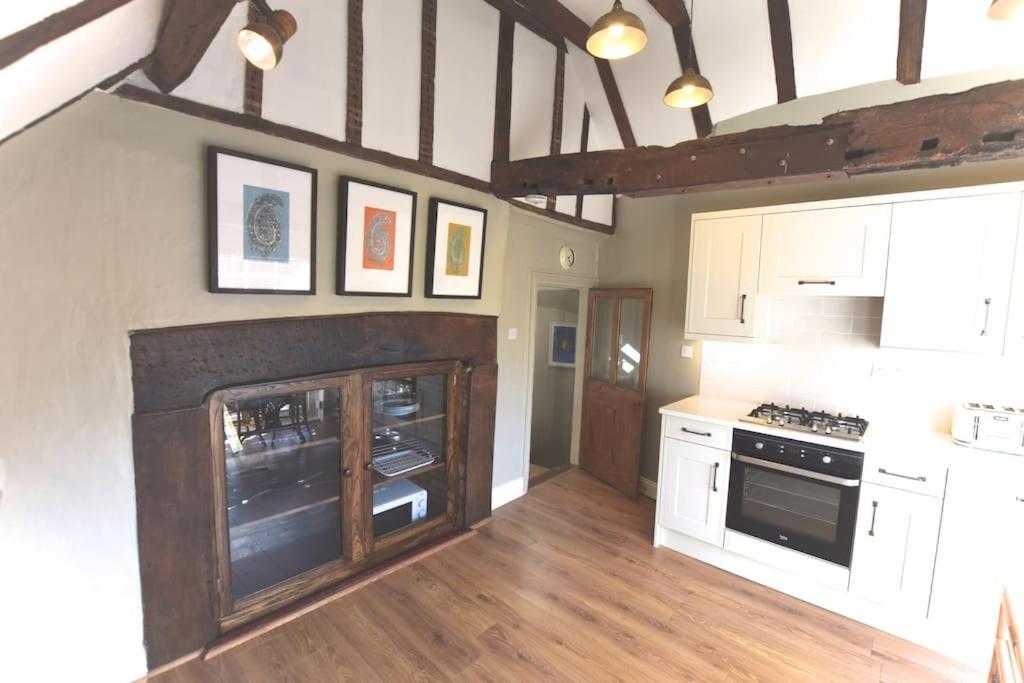 Farthing House In *
