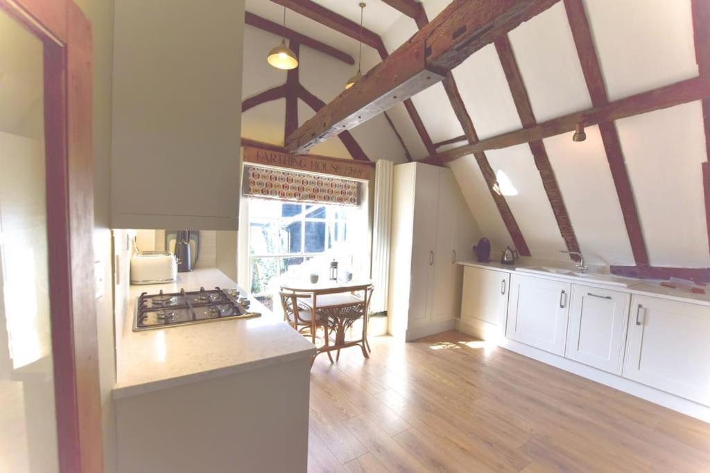 Apartment Farthing House In *