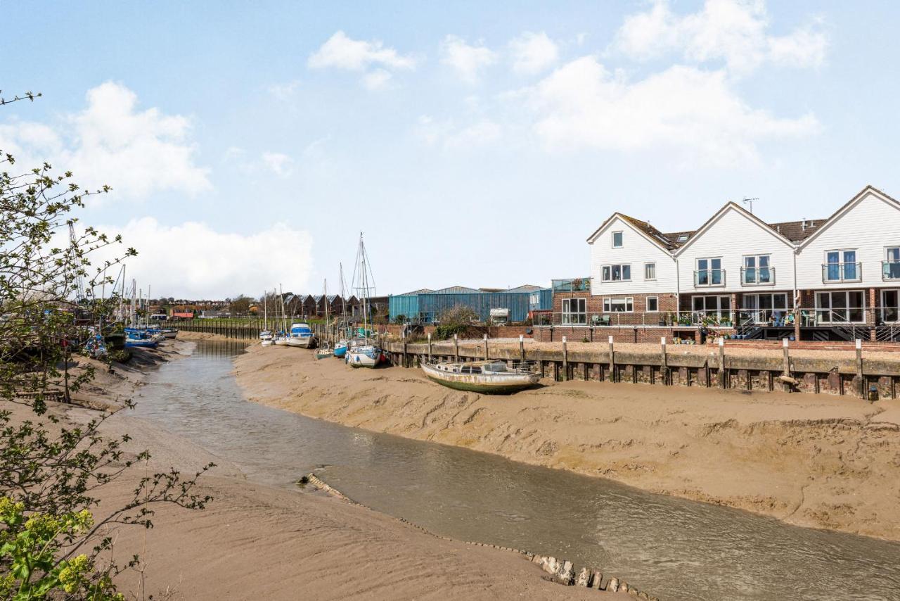16 The Boathouse * Rye