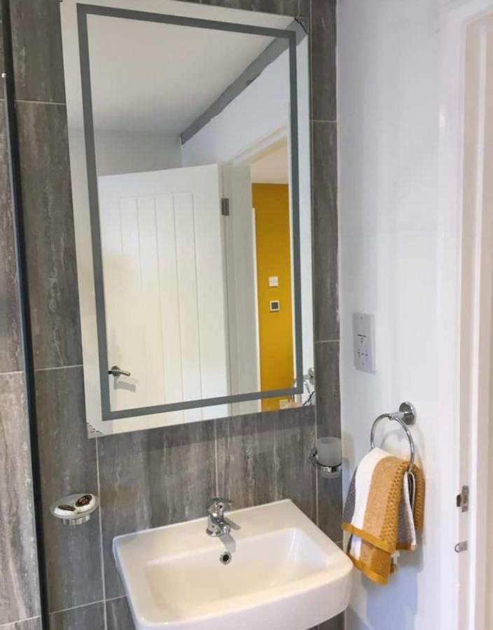Rye- Tillingham - Location Location Location! Apartment