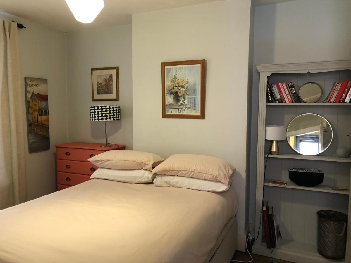 Cosy Two Bedroom House In Beautiful *