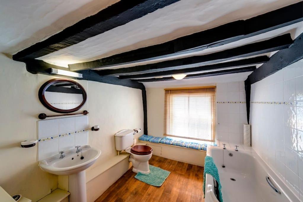 Flushing House,