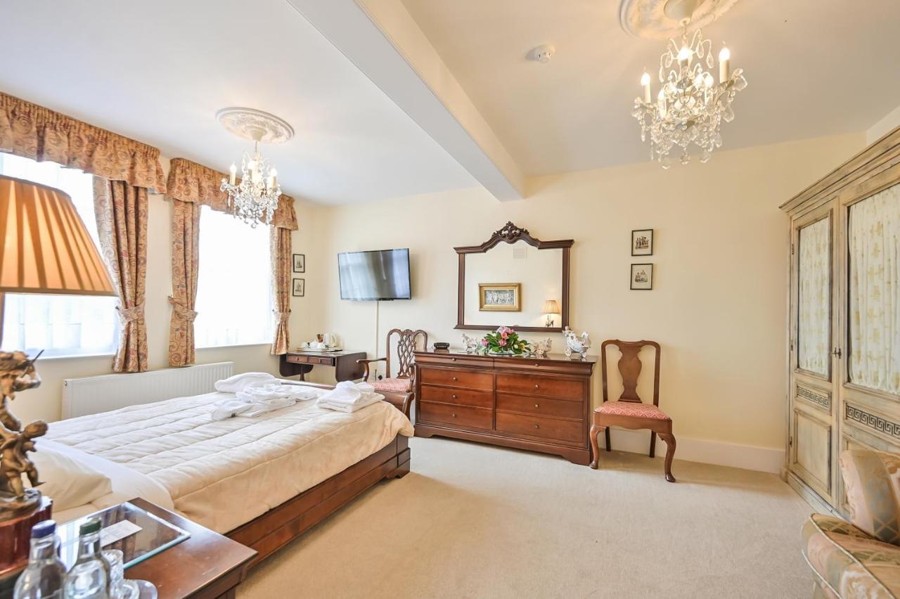 Saltcote Place Playden