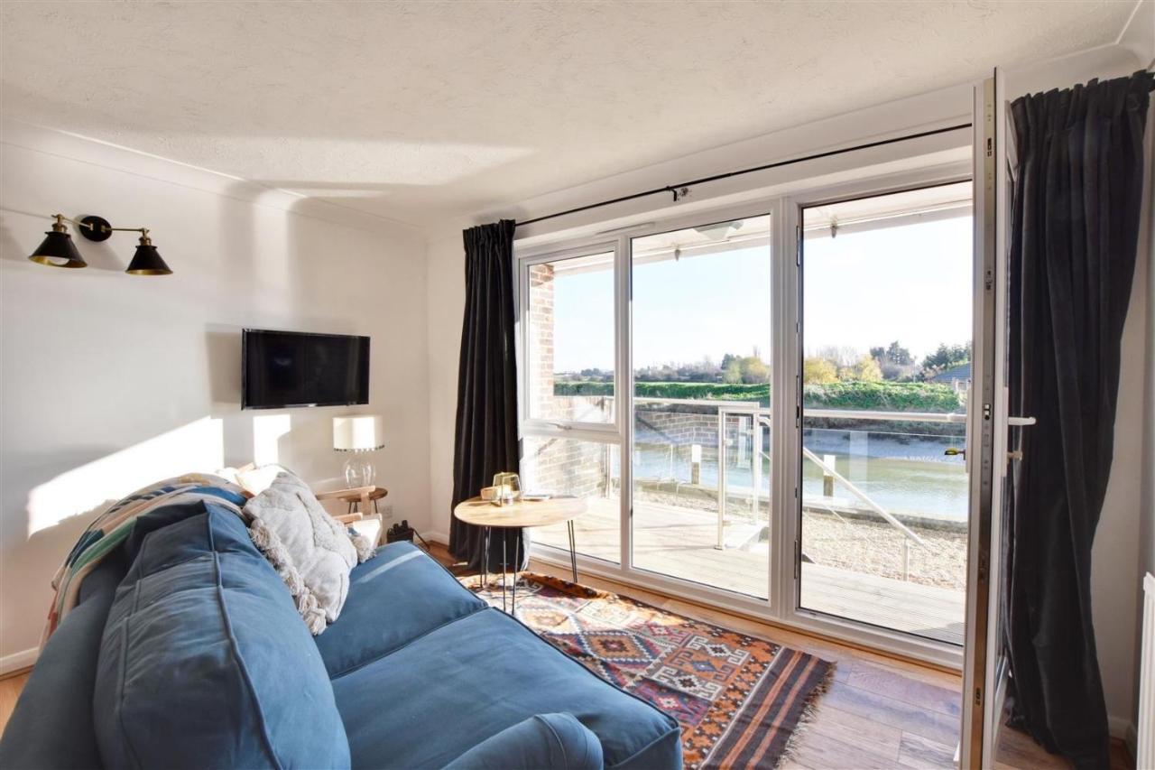Nine The Boathouse Apartment Rye