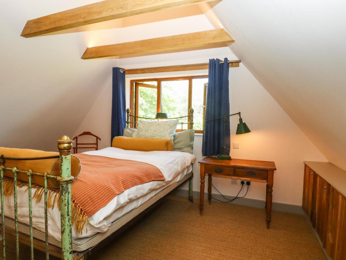 Six Acres House Rye