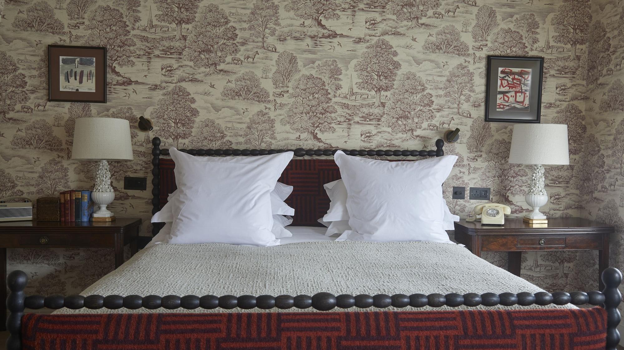 The George In Hotel 4*