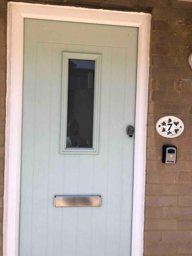 Luxury House In Camber Is 2min Walk !!