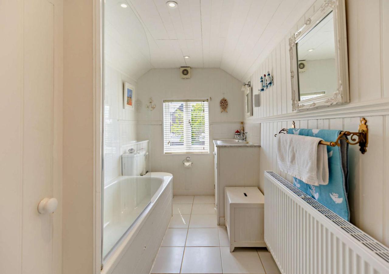Holiday home Crown - *