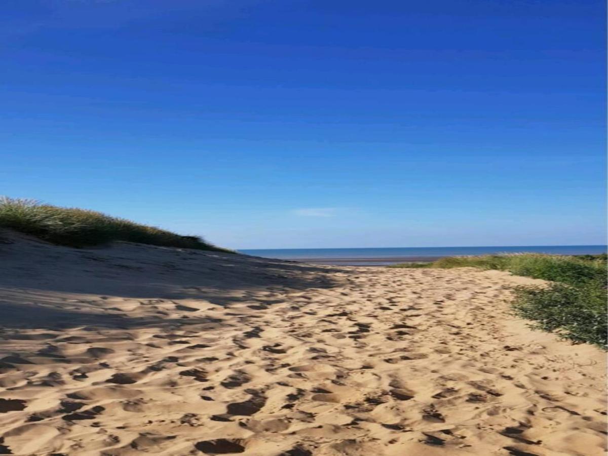 Pass The Keys Nollaig Beachside Bliss Rye