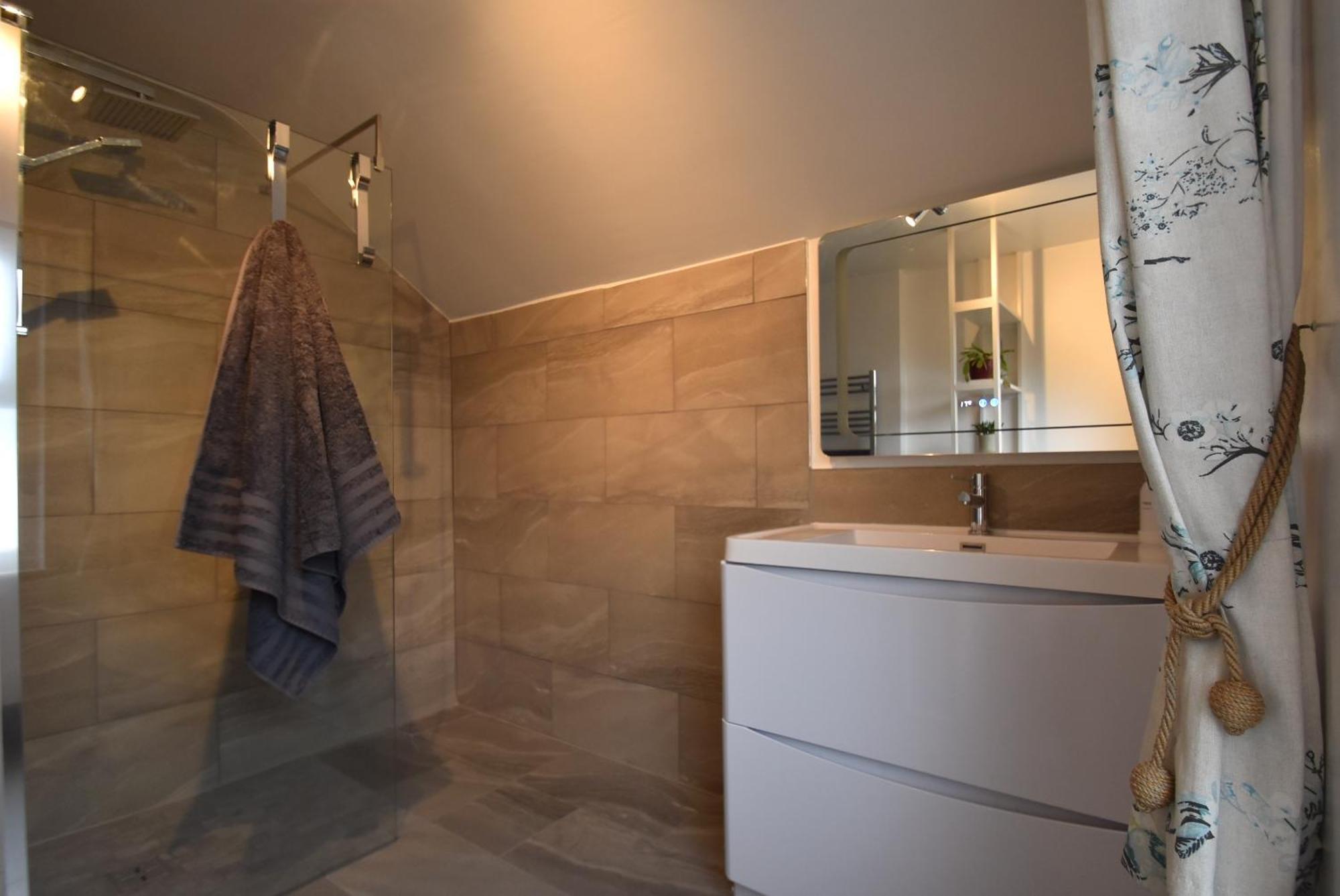 Tilling View With Private Parking Holiday home *