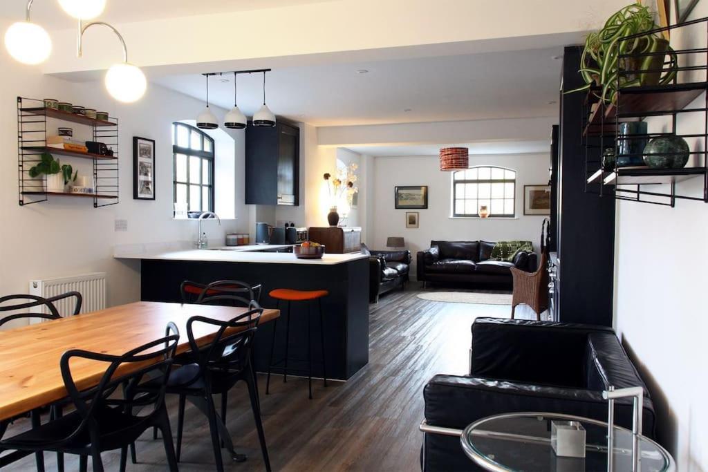 The Hop Loft @ The Old Granary Apartamento *