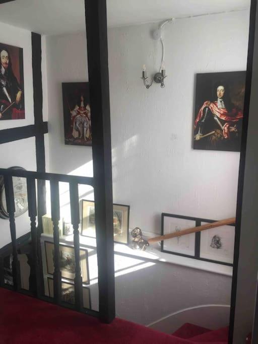 Church View Let - - Sleeps 6 *