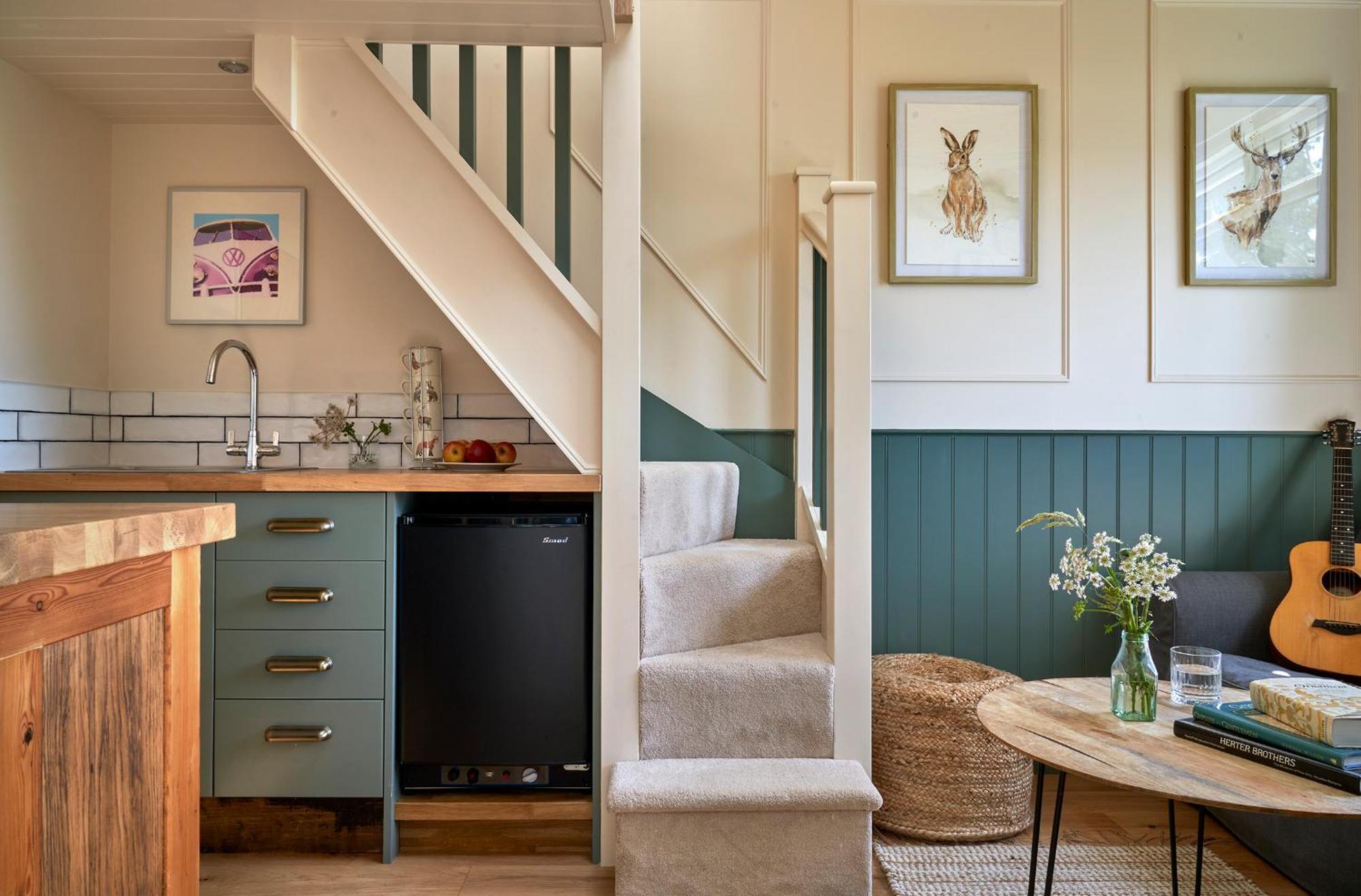 Farm stay Extraordinary Huts Ltd *
