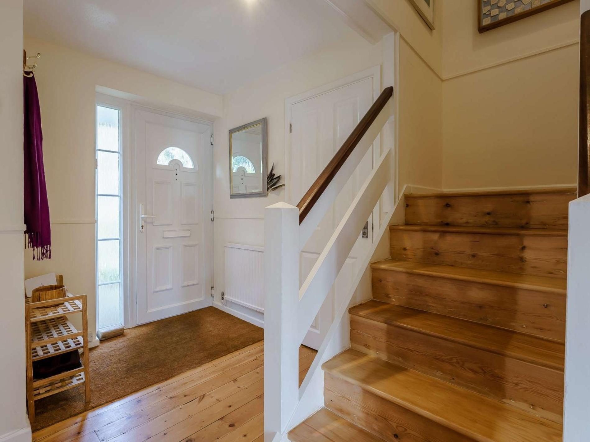 2 Bed In 87042