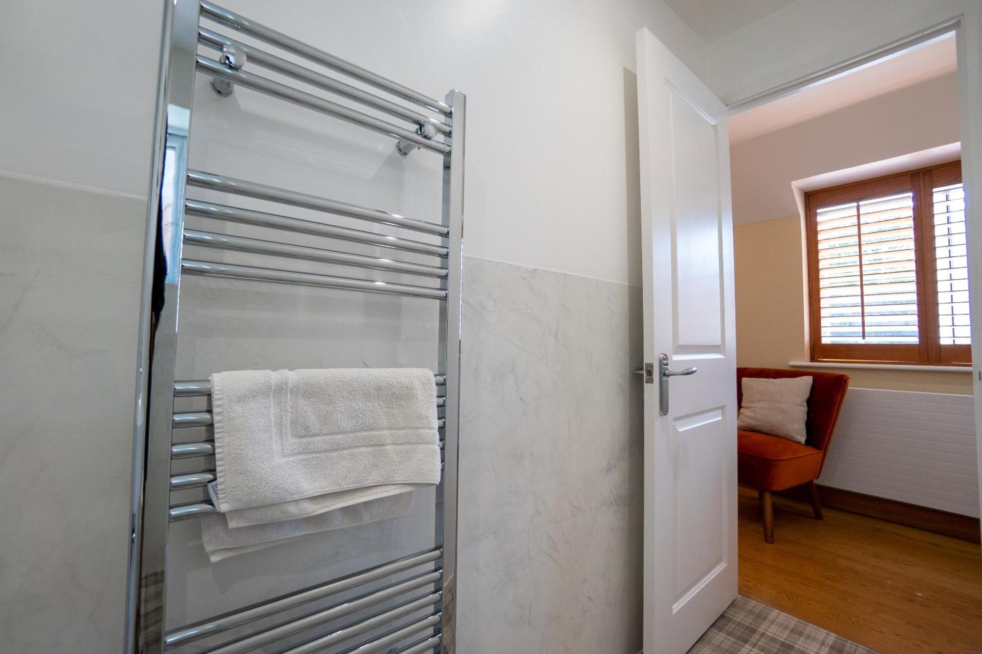 The Regent, 3*