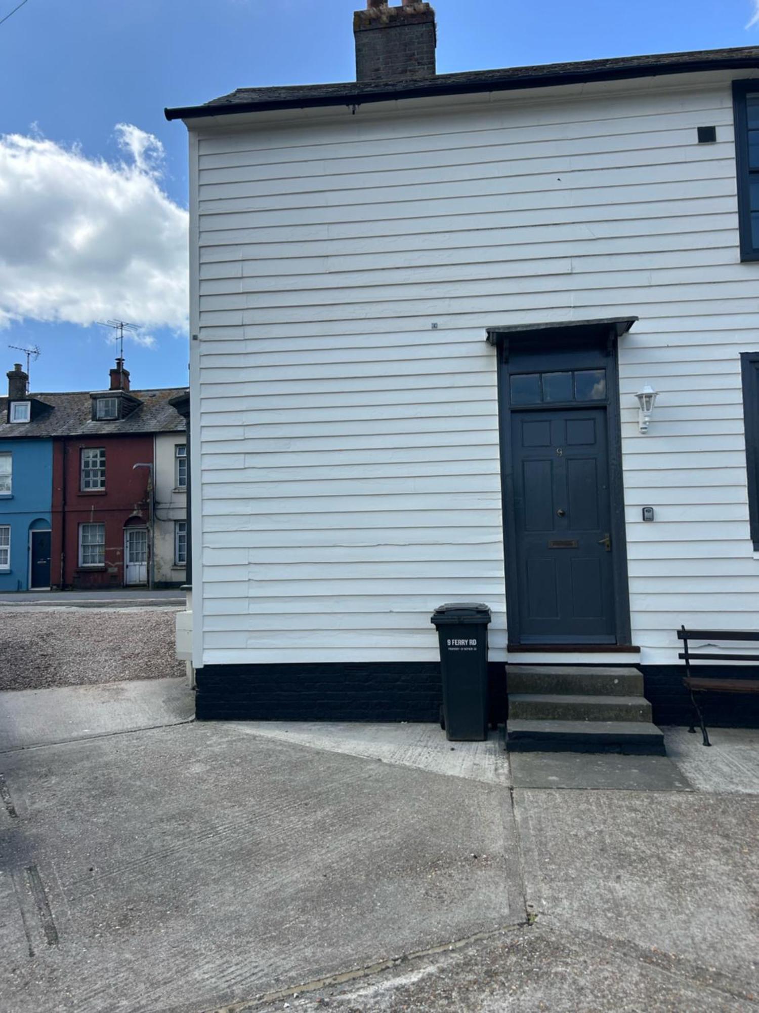 Historic Grade 2 Listed With Parking Rye