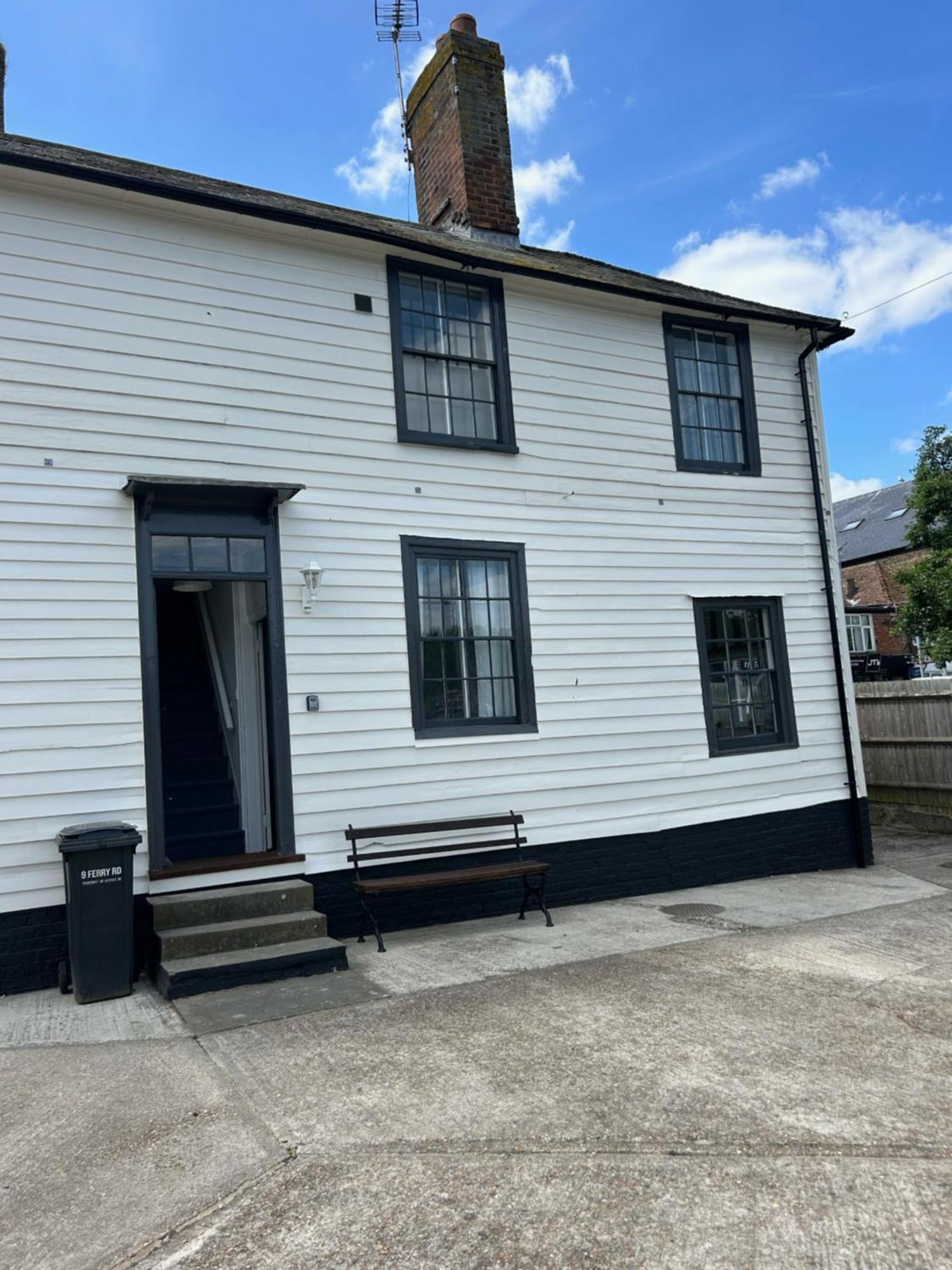 Historic Grade 2 Listed With Parking *