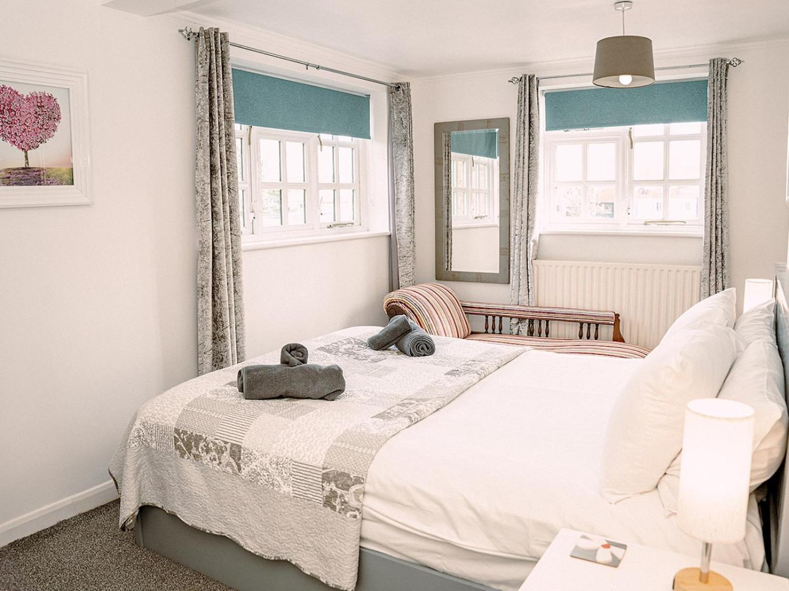 River View - Stunning Garden Flat W Free Parking Pass The Keys * Rye