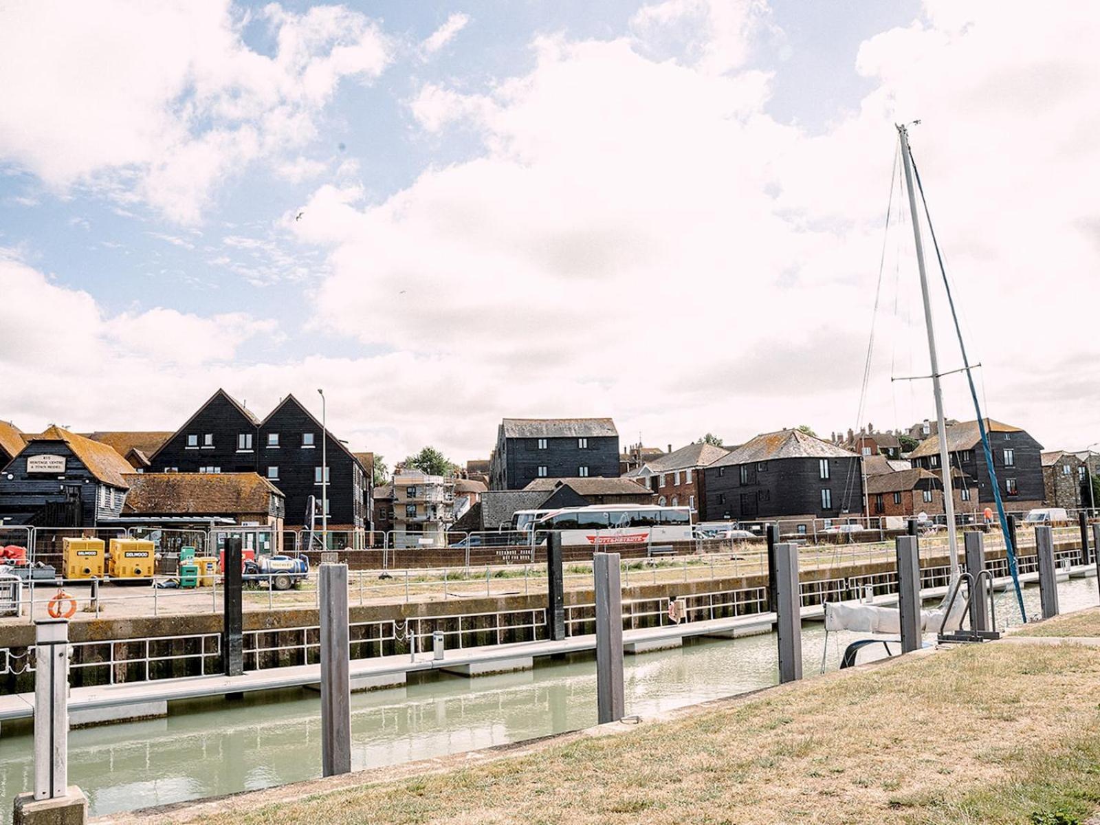 River View - Stunning Garden Flat W Free Parking Pass The Keys * Rye