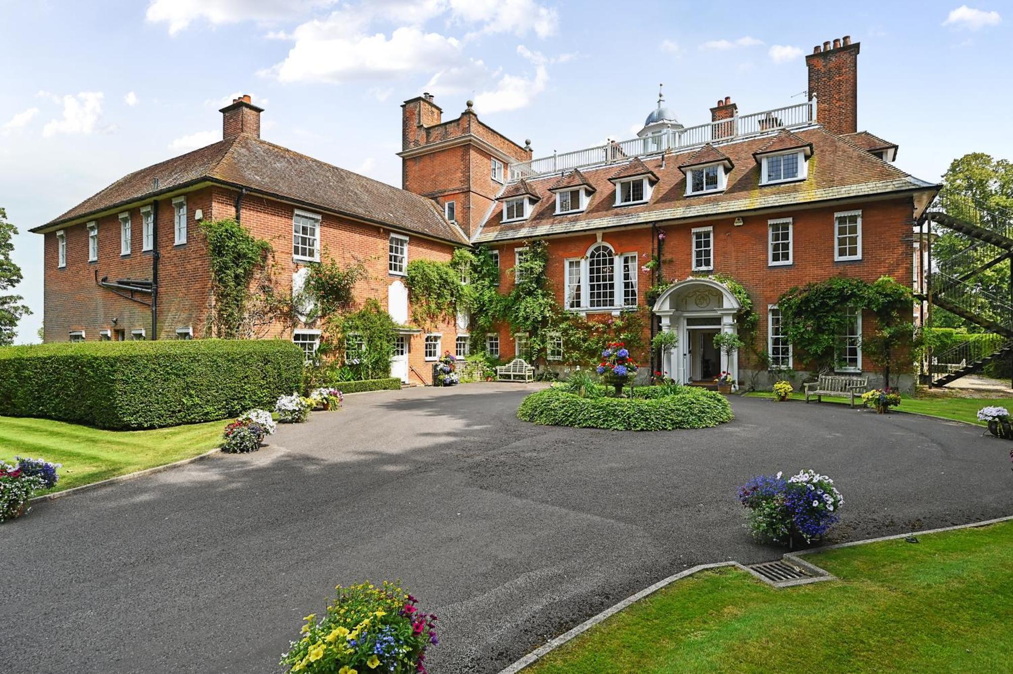 Saltcote Place Playden