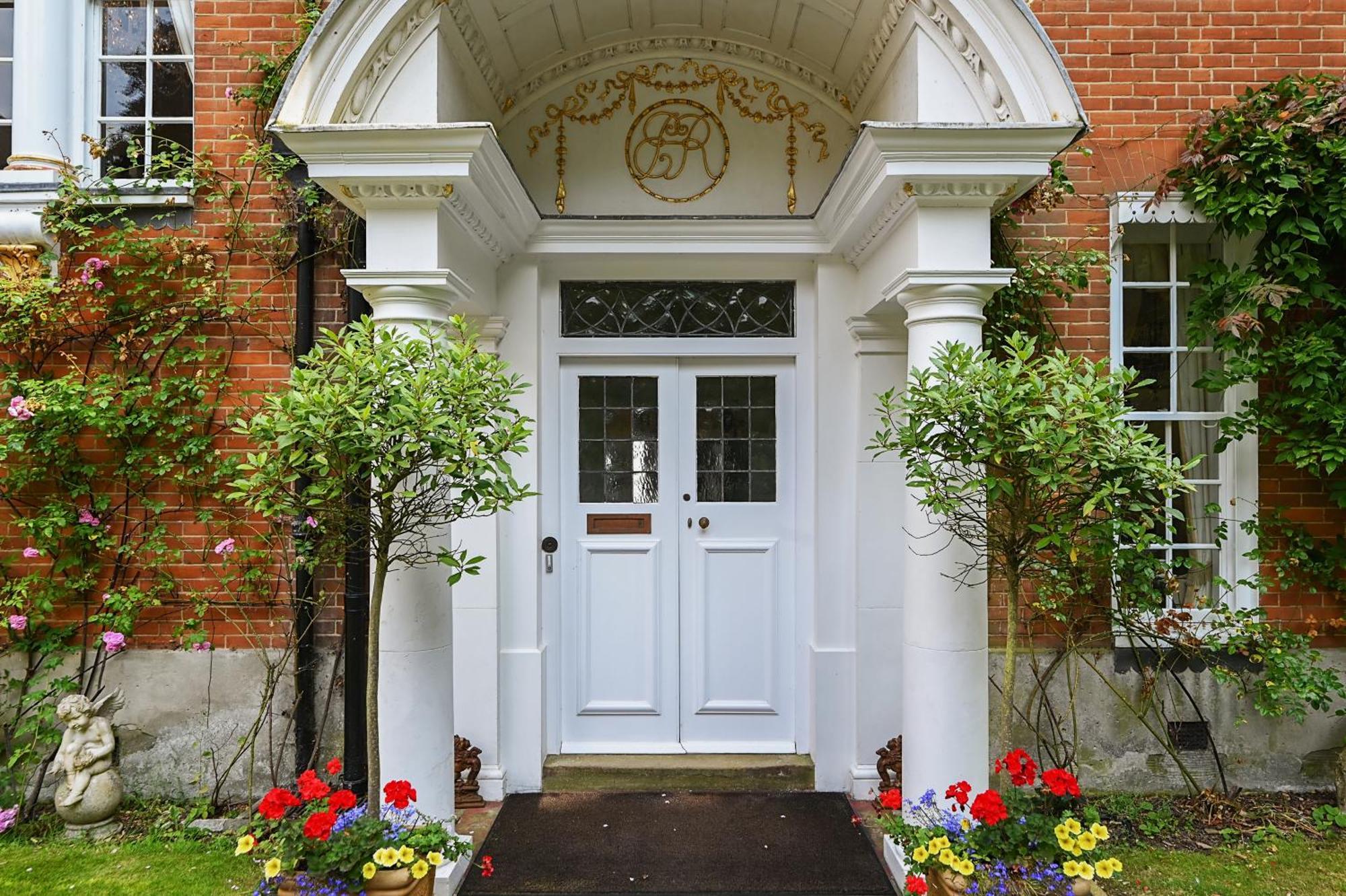Saltcote Place Bed & Breakfast 5*