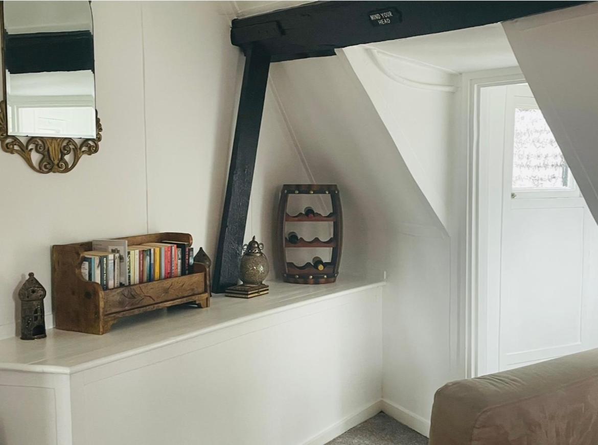 Crooked Loft Apartment Rye