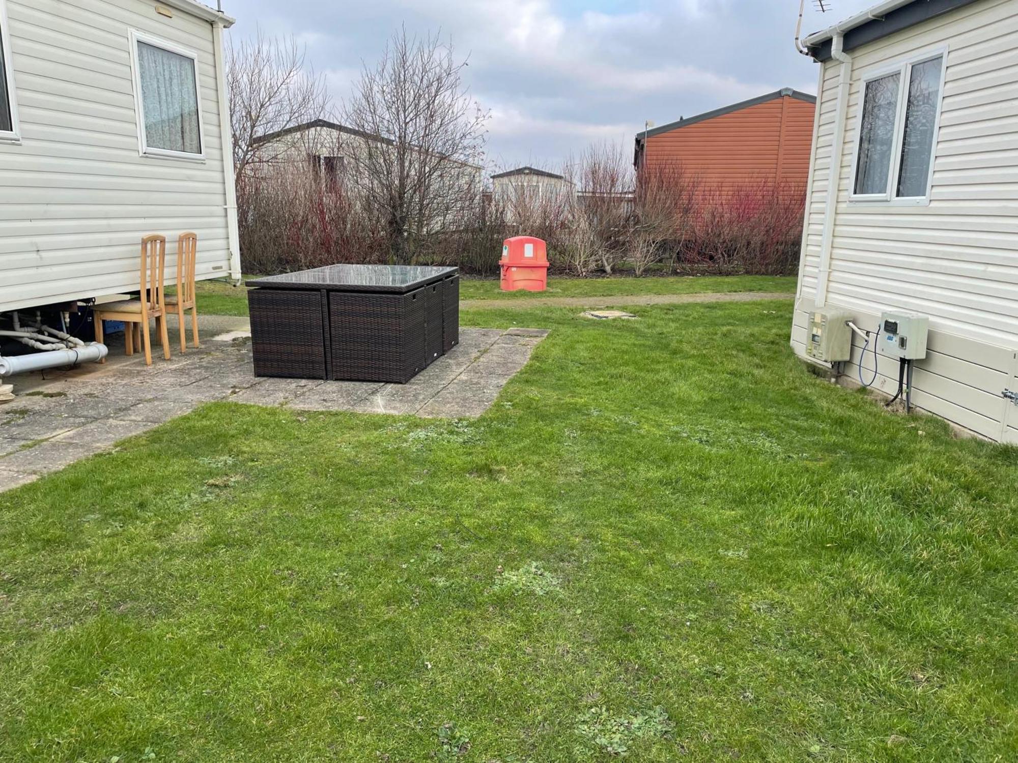 Holiday home Cozy Camber Caravan 3 Bedroom Retreat With Decking Rye
