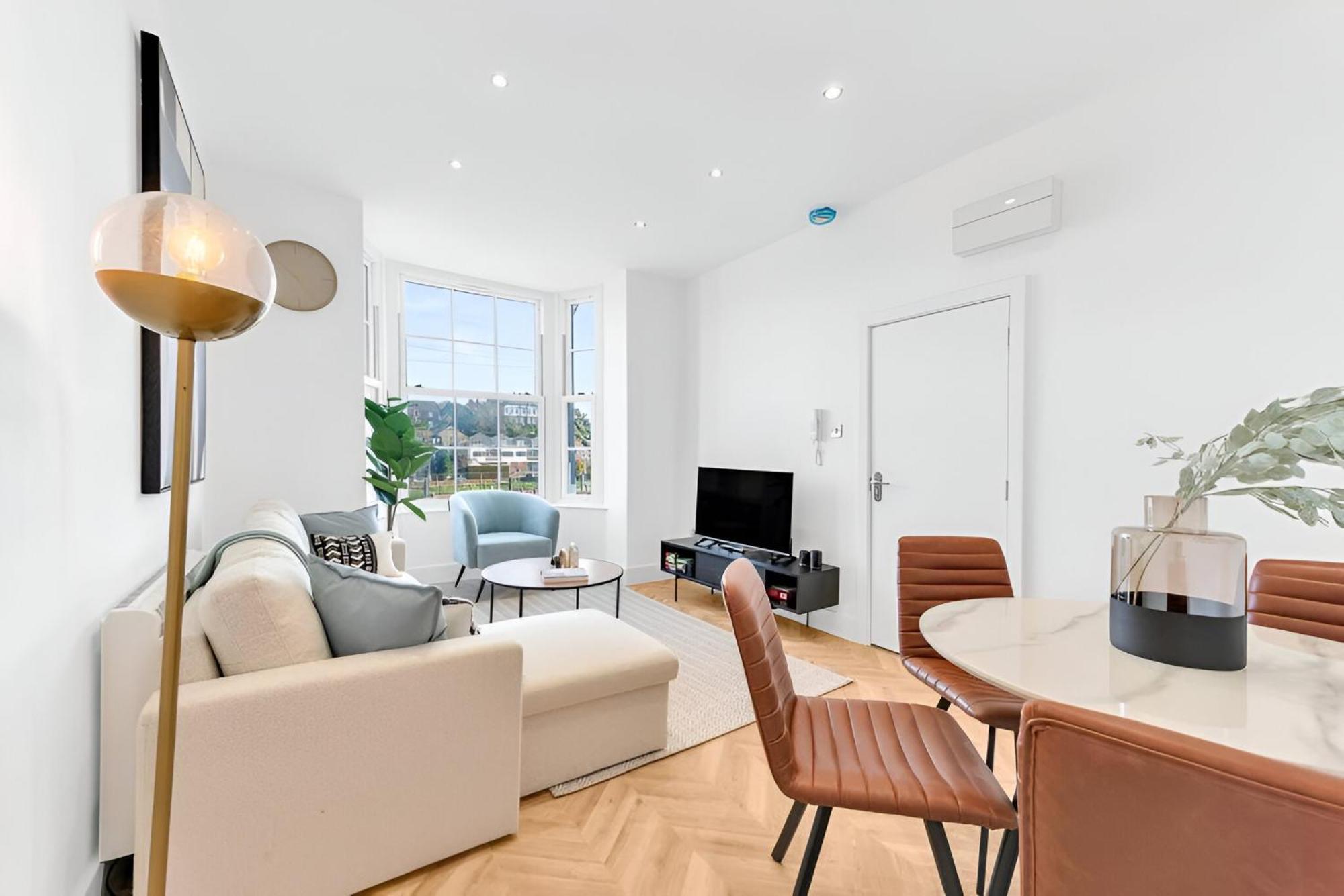 Apartment Timeless Comfort 1 Bed Gem With Deluxe Kitchen Rye