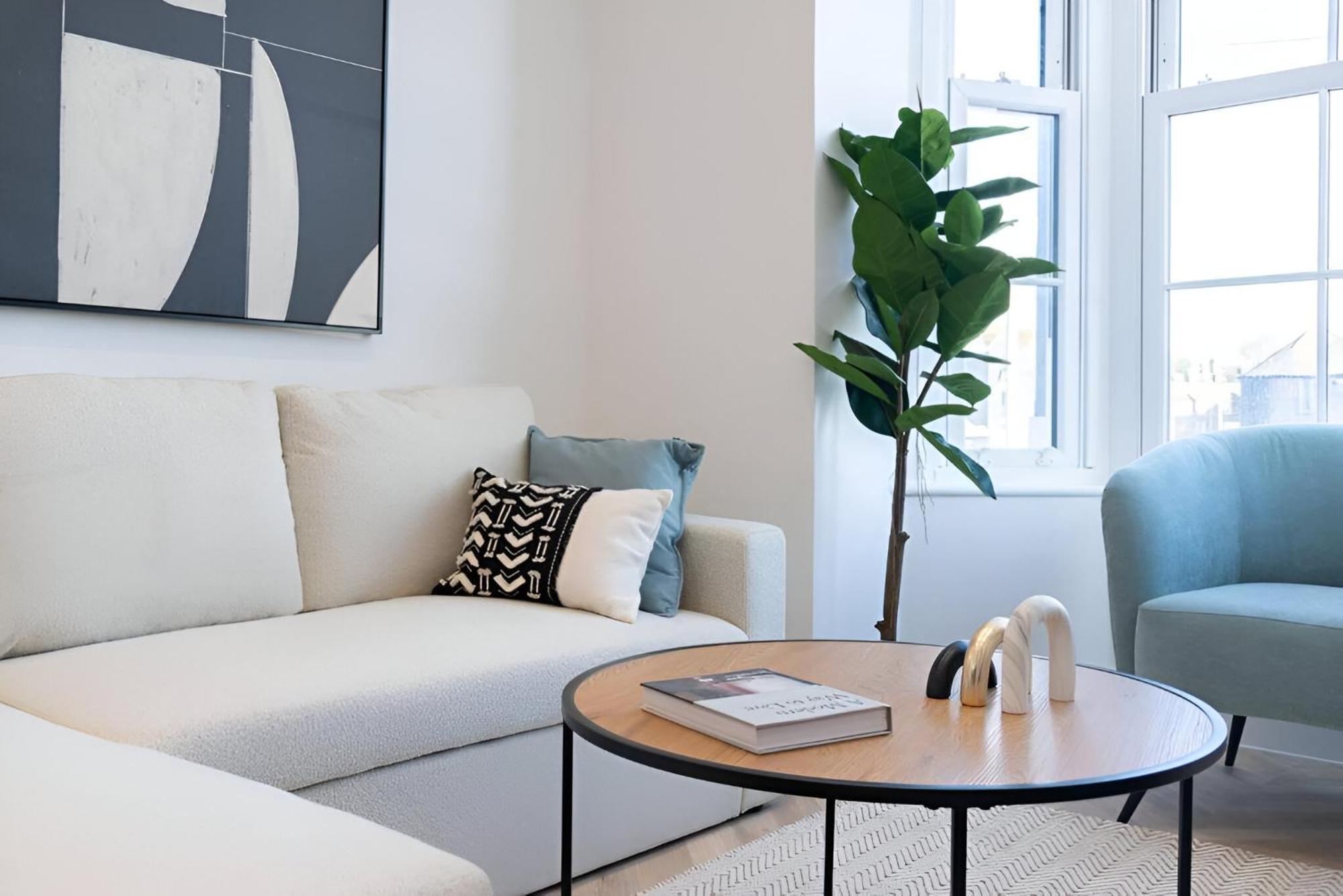 Timeless Comfort 1 Bed Gem With Deluxe Kitchen Apartment *