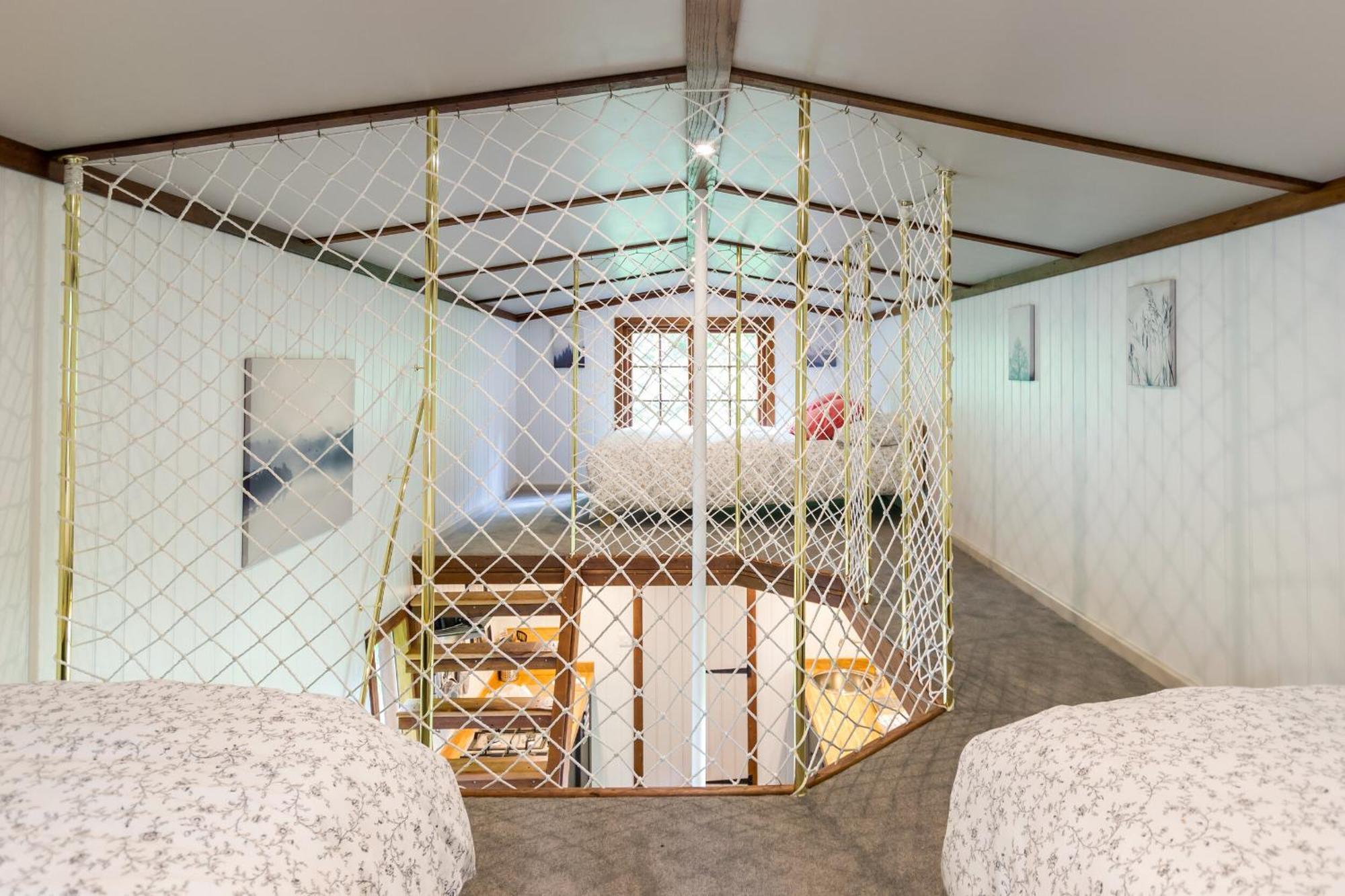 Extraordinary Huts Ltd *