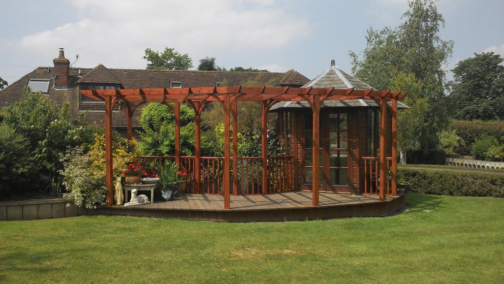 Coach House Bed & Breakfast 4*