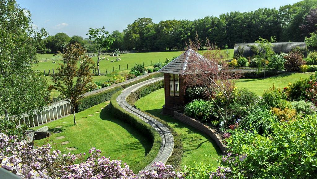 Coach House 4*