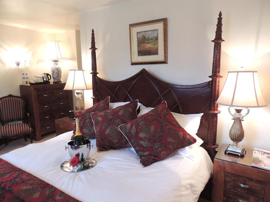 Willow Tree House 5*
