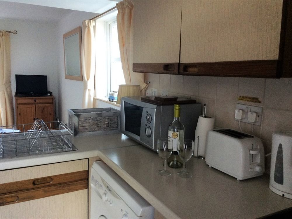 Humphries Cross Apartment