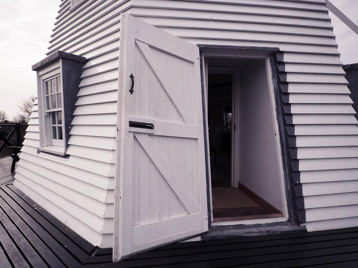 Windmill Bed & Breakfast *