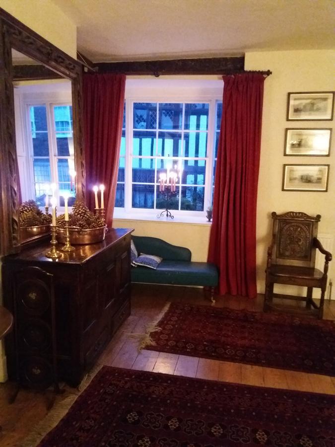 The House With Two Front Doors Bed & Breakfast 3*